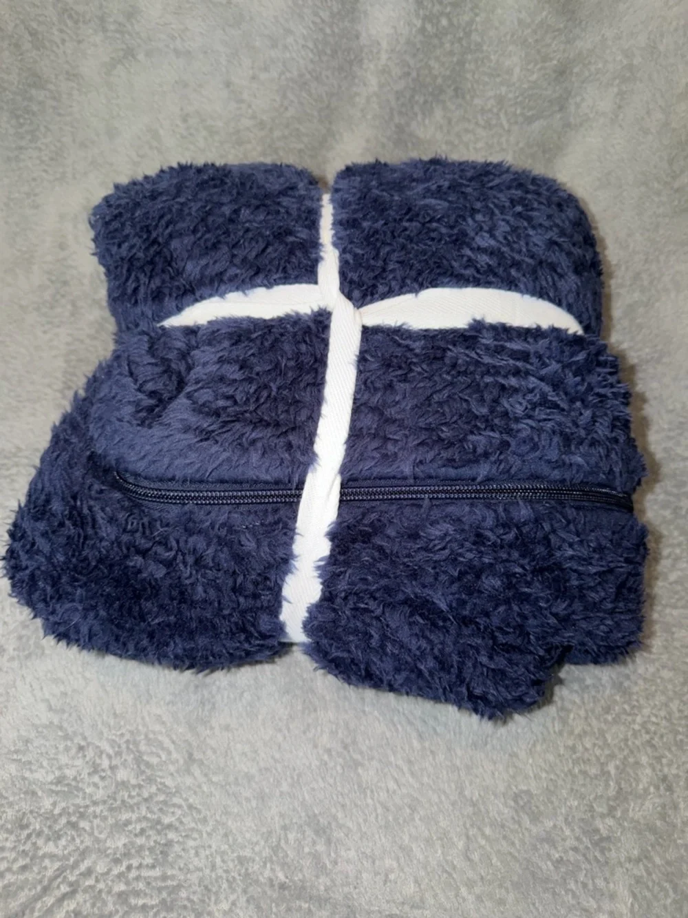 NEW Pottery Barn Teen Recycled Cozy Sherpa Lounge Around Pillow Cover Navy